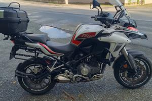 Benelli trk 502