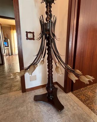 Lampadario in ferro battuto