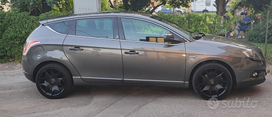 Lancia Delta S Momo Design