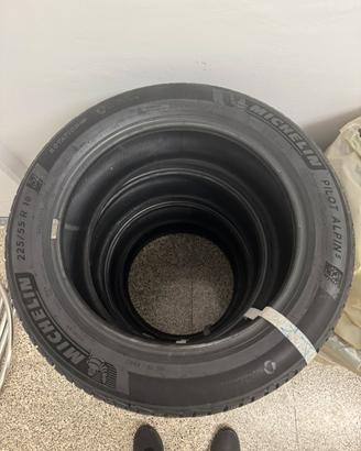 4 Gomme Invernali Michelin Pilot Alpin 5 225/55 18