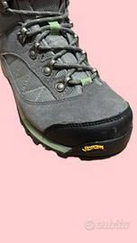 scarponcini da trekking 