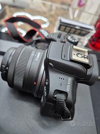 CANON EOS r100