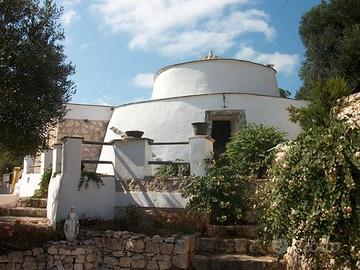 Trullo villa con piscina