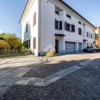 CASA SEMINDIPENDENTE A SANT'ILARIO D'ENZA