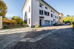 CASA SEMINDIPENDENTE A SANT'ILARIO D'ENZA