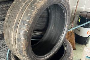 Michelin 245/40 R18