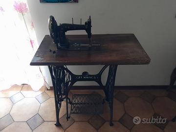 Macchina da cucire vintage