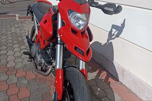 ducati hypermotard 796   2010