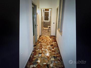 Vigonovo:3 locali con ingresso autonomo. Affittato