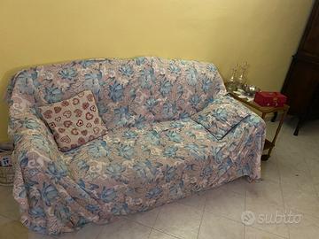 Divano letto 3 posti e due sedute