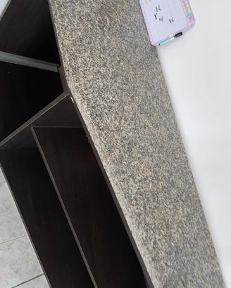 Mobile a credenza