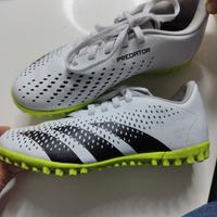 Adidas Predator da calcetto N. 34