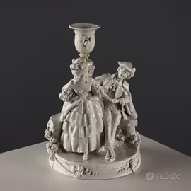Guppo Galante in Porcellana Bianca Capodimonte