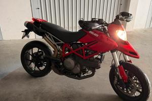 Ducati Hypermotard 796 - 2010