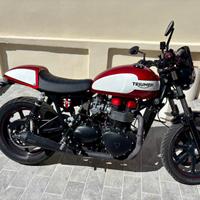 Triumph Bonneville - 2015