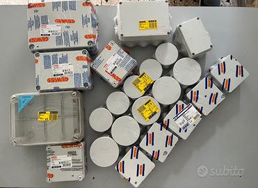 Lotto Scatole derivazione da esterno varie misure