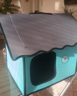 Cuccia semichiusa per gatti
