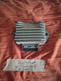 Regolatore di tensione 8 pin