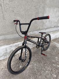 BMX da corsa Redline