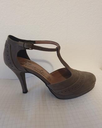 Scarpe marini col tacco