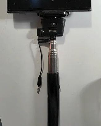 Bastone Selfie Telescopico con cavo jack – univers