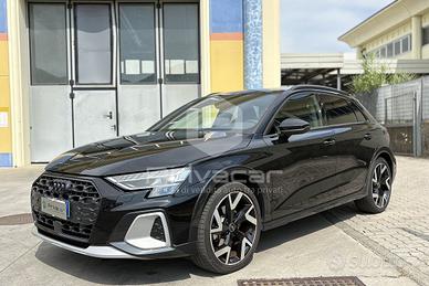 AUDI A3 allstreet 35 TFSI S tronic Identity Contra