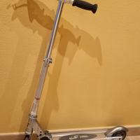 Monopattino Crazy Creek ripiegabile