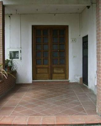 Casa indipendente di 150 m² con 4 locali e box aut