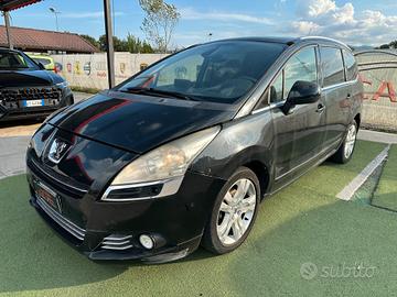 Peugeot 5008 1.6HDI*7 POSTI*111CV*TETTO PANORAMICO