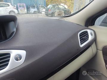 Airbag cruscotto RENAULT SCENIC del 2010
