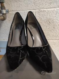 Scarpe nere décolleté Calvin Klein 