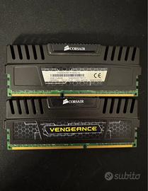 RAM Corsair Vengeance DDR3 1600MHz - 2 x 8GB