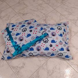 Set copertina e federa su richiesta