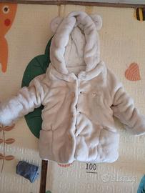 Giubbotto e cappellino bimba 3-6 mesi pari al nuov