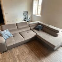 Divano letto semi nuovo
