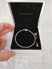 Bracciale pandora  e 4 charm