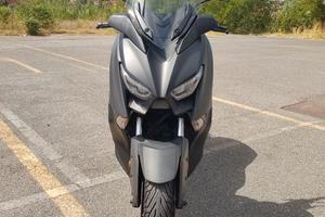 Yamaha XMAX 400 ABS – anno 2019 – 28.000 km