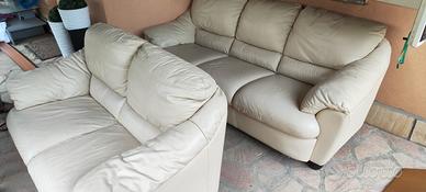 due divani 2 e 3 posti