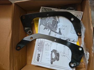 Barre posteriori per bauletto Kawasaki 