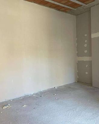 Appartamento di 75 m² con 3 locali e box auto a Mo
