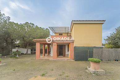 Cala Zavorra - Villetta bifamiliare con cortile