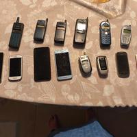 lotto di 14 telefoni vintage LEGGERE DESCRIZIONE