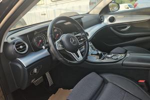 Mercedes 220 e business