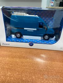 Fiat ducato Polizia Norev 1/24