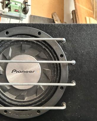 Subwoofer pioneer