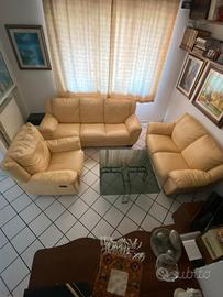 Salotto in pelle - 3 posti + 2 posti + poltrona