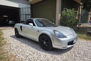 Toyota mr2 (99-06) - 2001