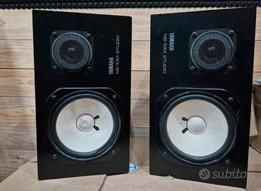 Yamaha NS-10M Studio. 