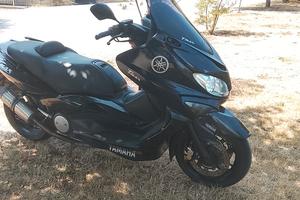 Tmax 500 del 2005