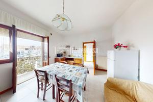 APPARTAMENTO CON 3 CAMERE E SOFFITTA!